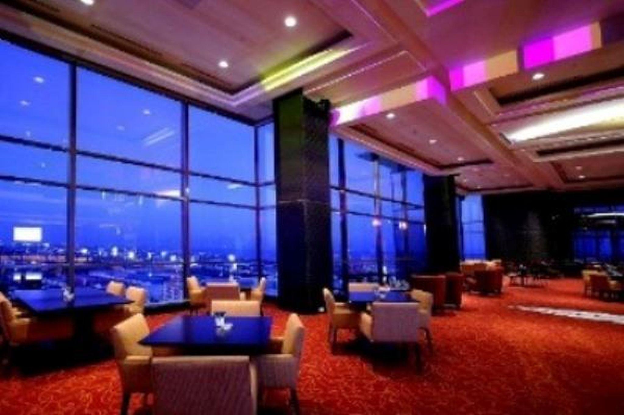 The Bellevue Hotel - Multiple Use Hotel Muntinlupa City Buitenkant foto