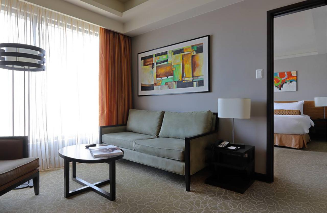 The Bellevue Hotel - Multiple Use Hotel Muntinlupa City Buitenkant foto