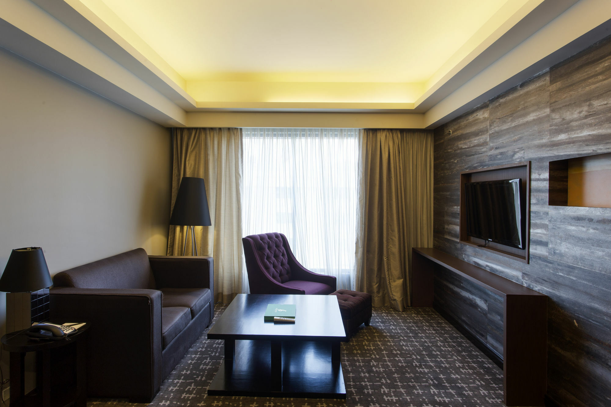 The Bellevue Hotel - Multiple Use Hotel Muntinlupa City Buitenkant foto