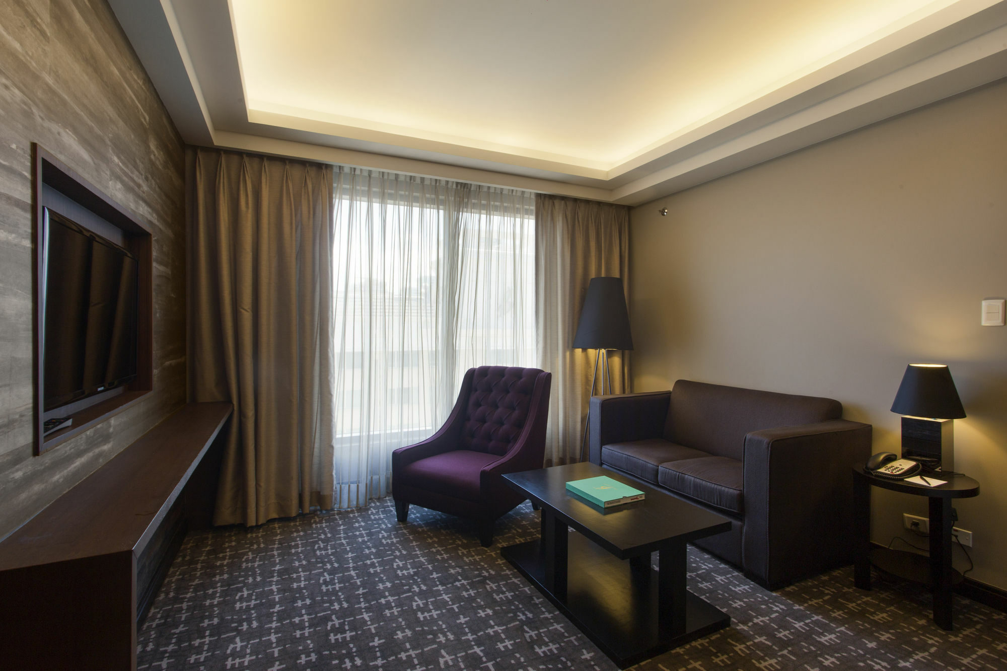 The Bellevue Hotel - Multiple Use Hotel Muntinlupa City Buitenkant foto